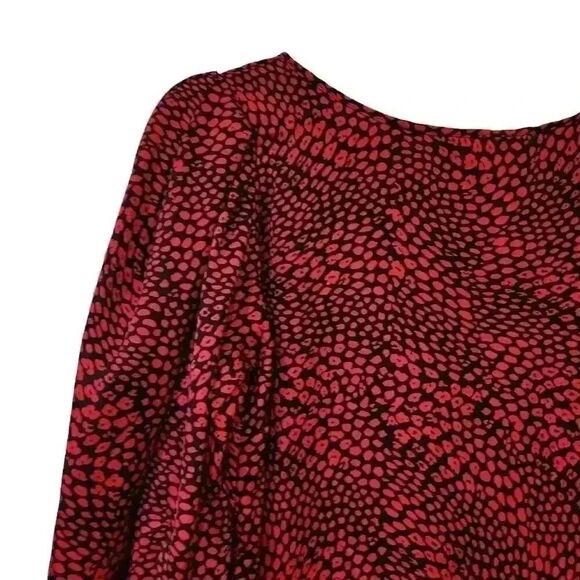 Banana Republic Women's Red & Black Poly Print Puffy Sleeve Blouse - Picture 3 of 10
